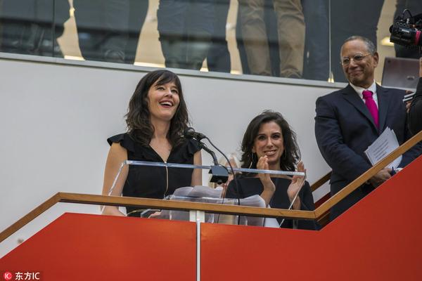 宝马全新7系