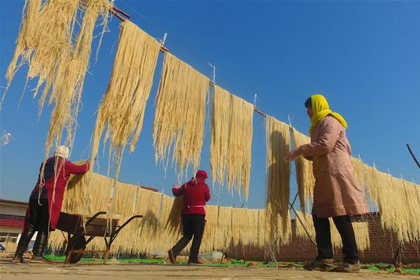 双色球头奖9注655万分落7地 奖池余额13亿元_CN2服务器游戏加速