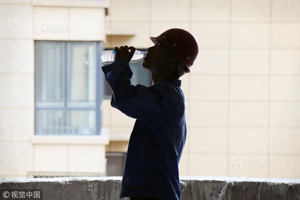 他们3年干了30多年的事_9929容器部署