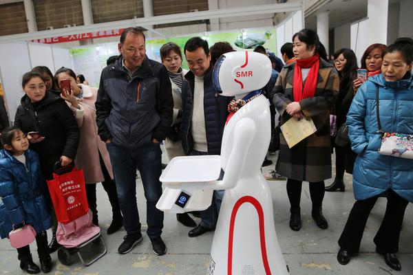 技术与场景:“智能汽车”正在路上?_9929游戏服务器