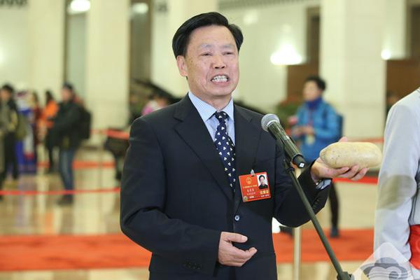 SHOP域名可以备案吗_云服务器服务商