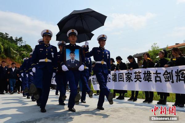 探店亚洲龙:低配提车等6个月