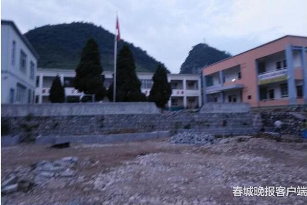 台官员称若解放军攻台可撑超2周 网友:哪来自信_云服务器迁移