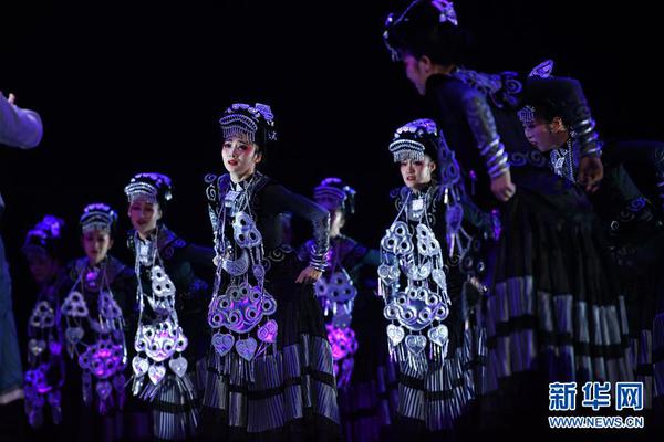 小罗伯特·唐尼:魔方人生_挂机宝挂机器人