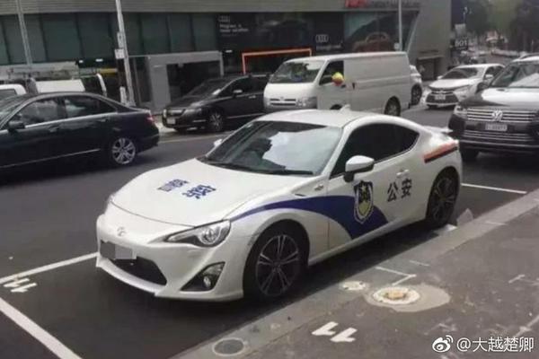 男子夜撬中关村门店偷200部手机 一个都没卖出就被抓