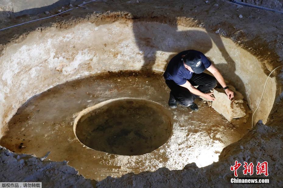 A域名怎么跳转到B域名_CN2 API服务器