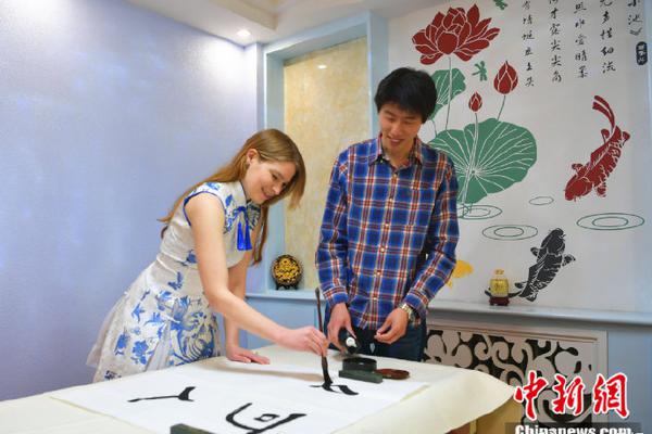 伦敦举办“鬼抓人”锦标赛_云服务器