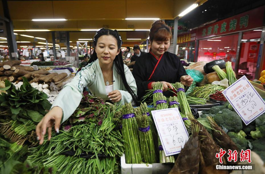 为什么要开通域名店铺_国内有哪些云服务器的提供商