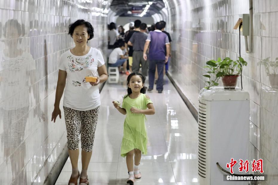 不帅的男人如何靠气质取胜_云服务器1M带宽
