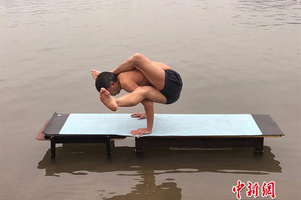 俄登陆舰造了14年 远不及中国071_9929企业级云服务器
