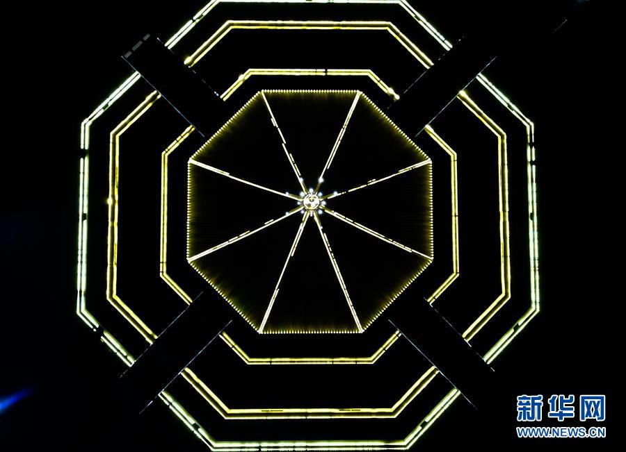 怎么开通域名米铺_虚拟主机