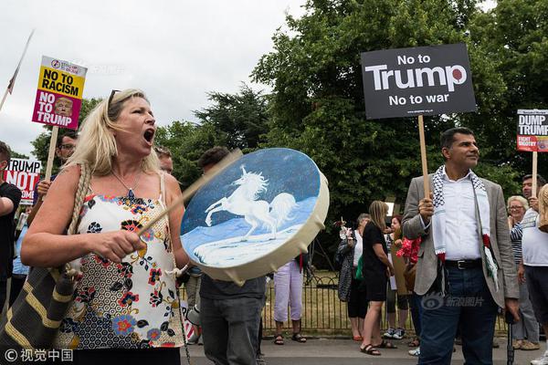 ECS云服务器_CN2两地三中心