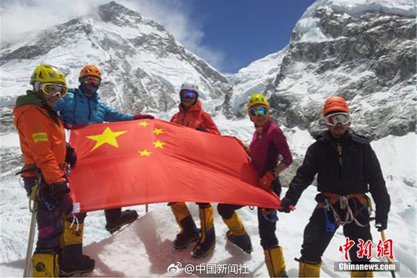 熊黛林居家环境曝光!女儿衣服随意堆,饭桌被临时当工作台_云电脑续费