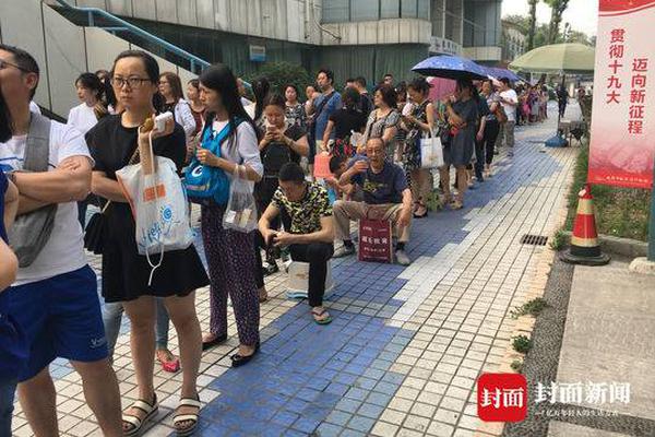 杨超越想摘锦鲤标签:锦鲤光环下任何努力都很可笑_CN2服务器免备案