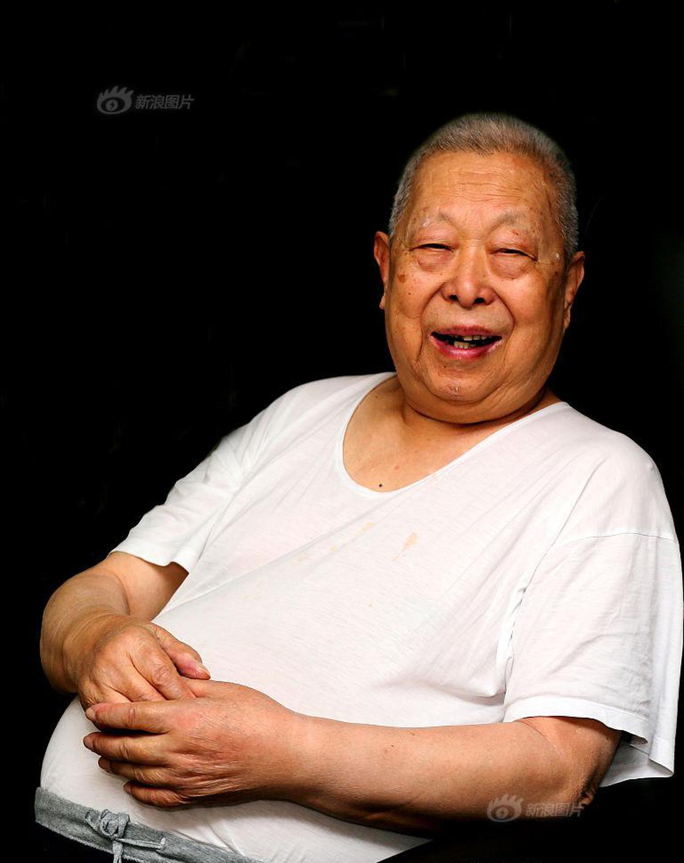 李泽楷港姐女友住亿元豪宅 月供21.4万带空中泳池_轻量应用服务器