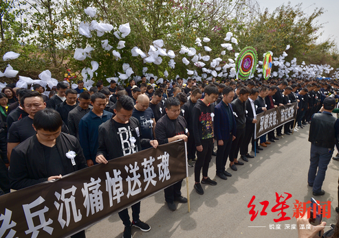 我舰艇编队靠泊香港市民上舰参观_云服务器老用户优惠