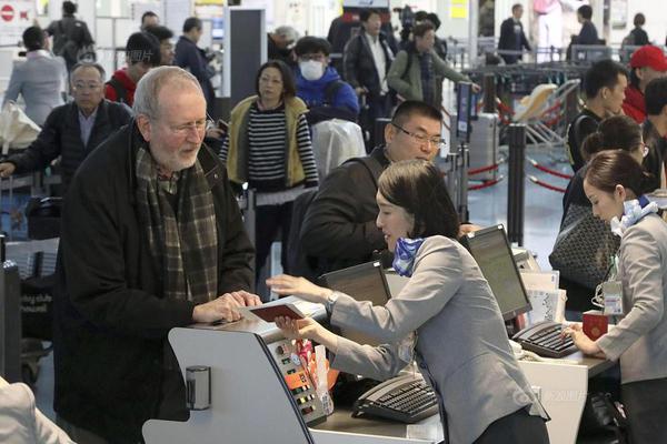 空间站供电系统故障导致“龙”飞船发射再推迟