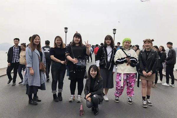 中国或在研世界首款五代空空导弹 装备歼20_挂机宝代理分销