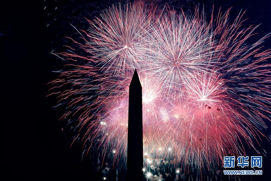斯嘉丽约翰逊秀事业线