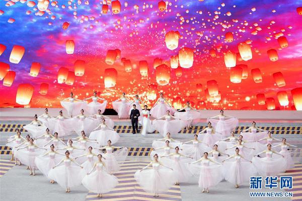 宣萱林峰聚餐喝高卖疯 网友:古天乐去哪了?