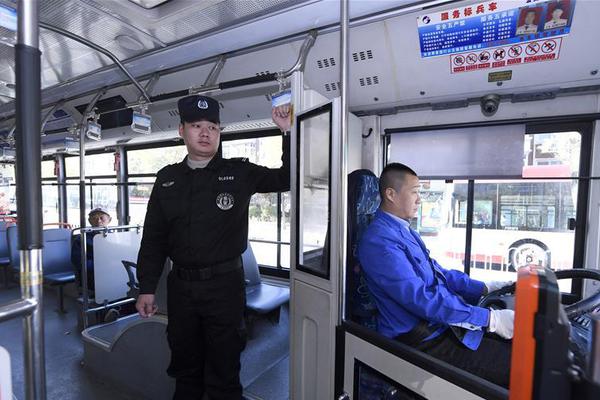 北京严查无牌电动单车 违规可罚千元