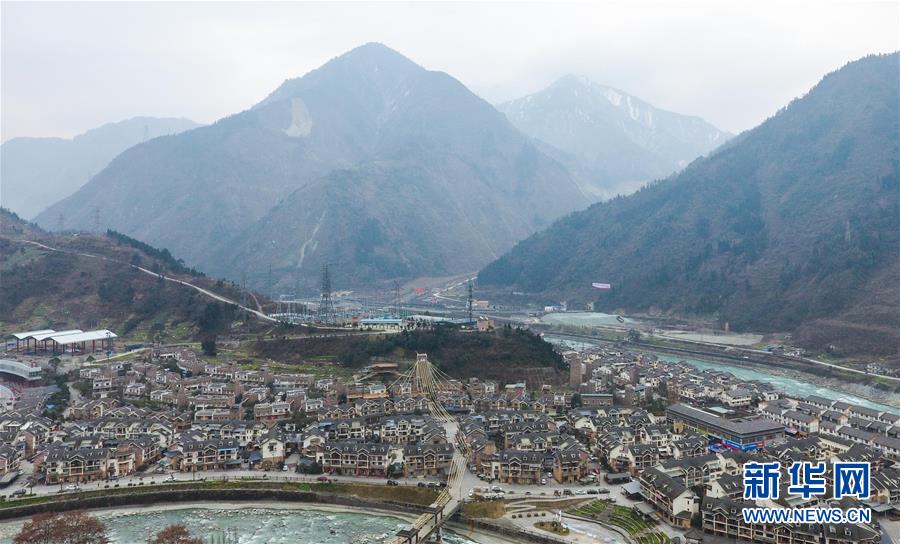 A域名怎么跳转到B域名