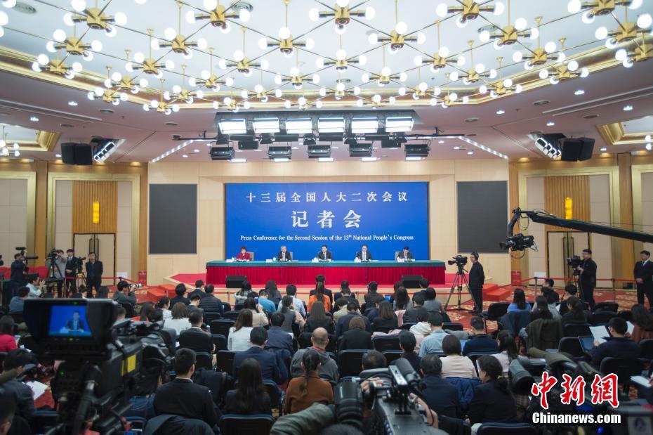《周恩来回延安》曝首款预告 戏骨连抛催泪弹