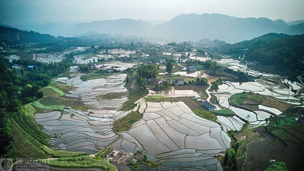 幸福小二居都市栖息地_9929中美专线