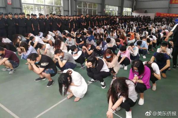 郑恺录跑男被曝耍大牌?这已经不是他第一次了_美国CN2云主机