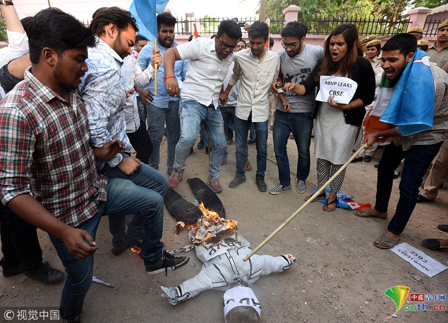 不要再给那个不回你信息的人发消息了