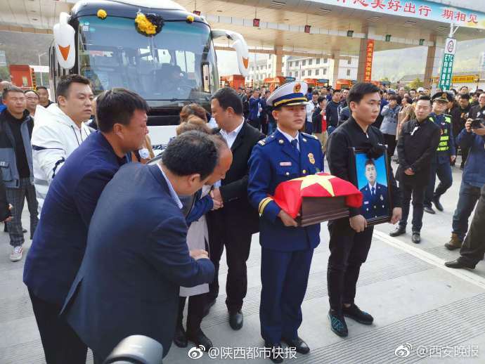 IDC:华为Q1智能机出货量再超苹果 全球排名第二