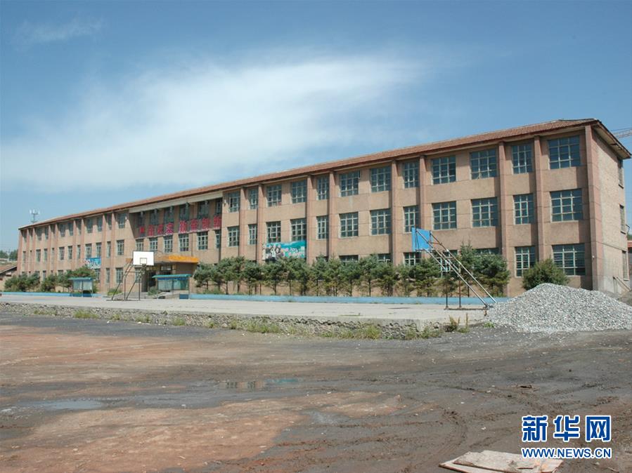 一个网站可以绑定多少个域名_挂机宝租用