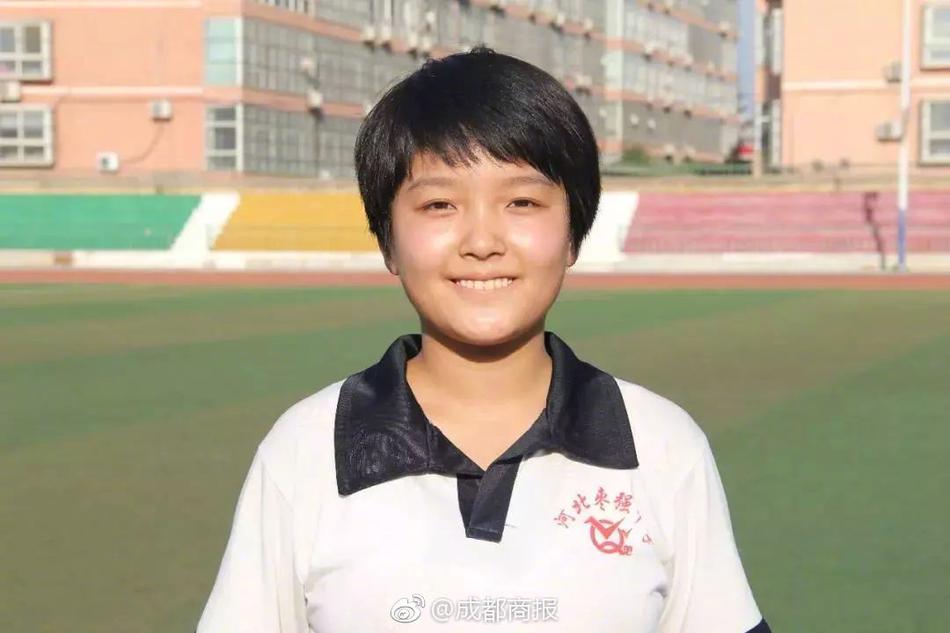 他们的设计获无数人点赞_香港CN2云服务器