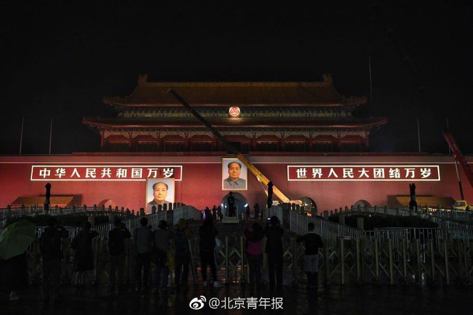 深夜出城大军哀嚎:5小时开百公里 干粮吃光了_云电脑电视接入