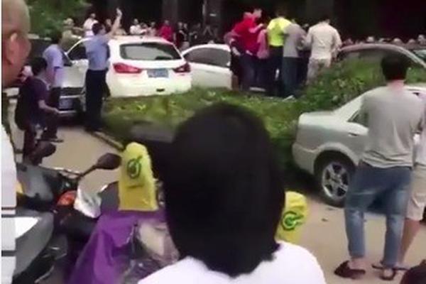 美前副总统拜登竞选集会