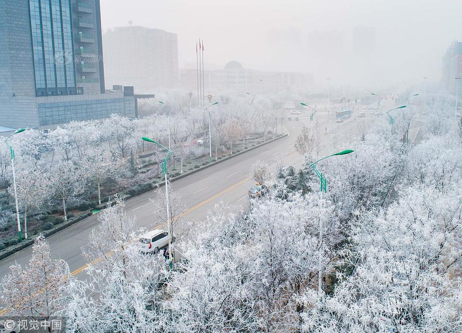 “令和”首日 日本前天皇陵寝附近一男子疑自杀_云建站/云站群/小程序