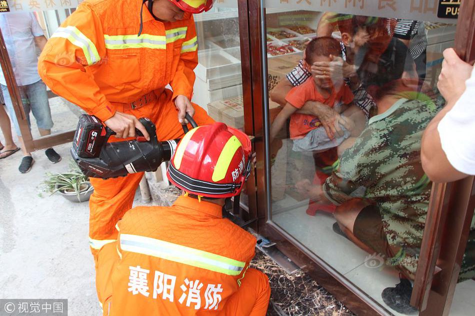 巴特勒引领76人破除魔咒 布朗:他就是我们的詹姆斯