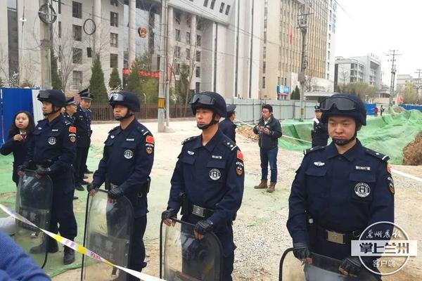 服务器不备案如何_内存型云服务器