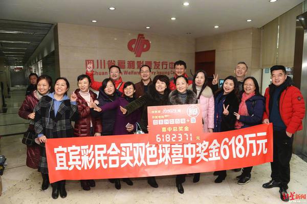 “星爵”与施瓦辛格女儿办婚前派对，准岳父出席笑逐颜开_正规的虚拟主机和云服务器提供商