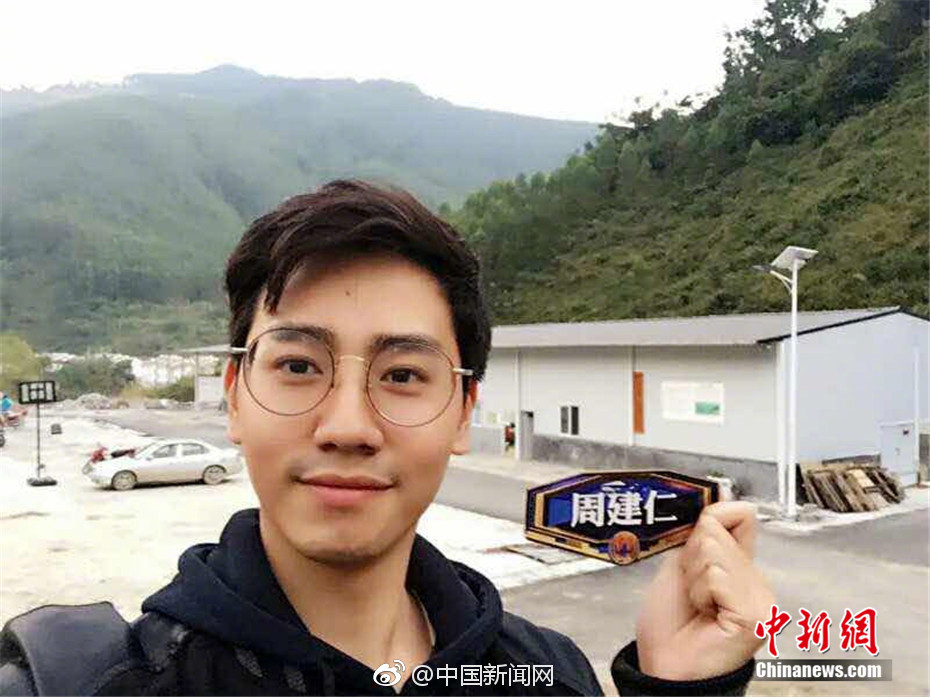 南京珍珠泉，地下泉水冒出似明珠