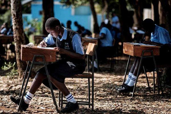 杜伽Taurus K320银轴白光版机械键盘评测_9929游戏服务器
