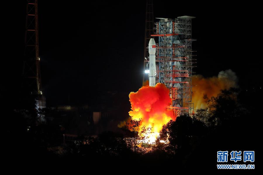 无人机视角看地球 我们的世界如此美丽多姿
