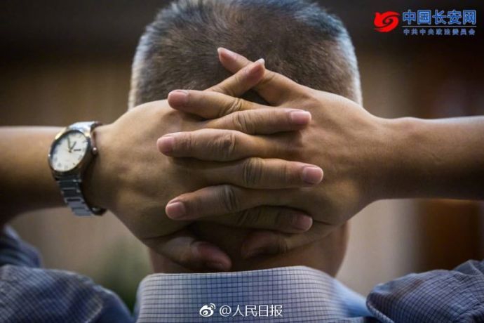 .COM域名注册现在哪里便宜_CN2服务器访问稳定