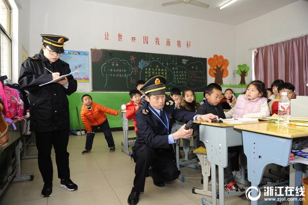 买到了域名怎么绑定网站_云服务器购买