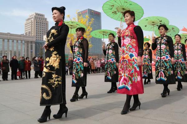 租用的云服务器配置可以升级吗_美国CN2线路