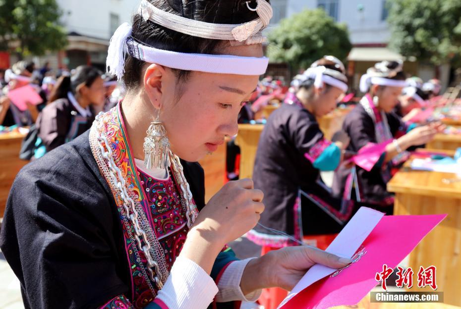 搜狐Q1营收4.3亿美元 净亏5700万美元同比大幅减亏