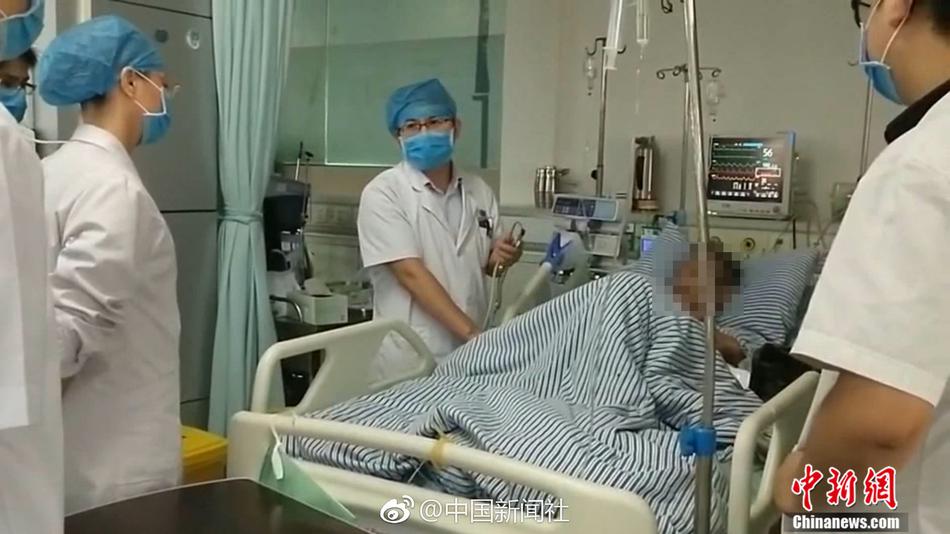 泰勒自曝曾因精疲力竭选择暂休 坦言首支单曲很难