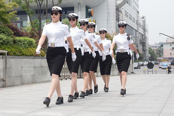 处女座闺蜜用网红单品搭出时髦家 全屋雪白美极了_云电脑批量管理