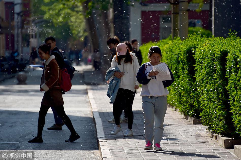 官方辟谣上戏女学生携子闹场_云数据库