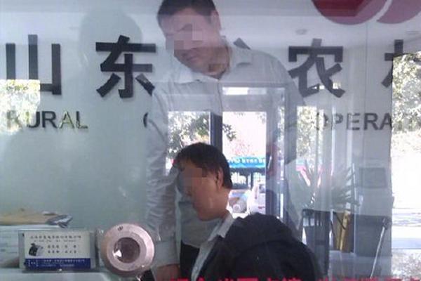 .XYZ域名